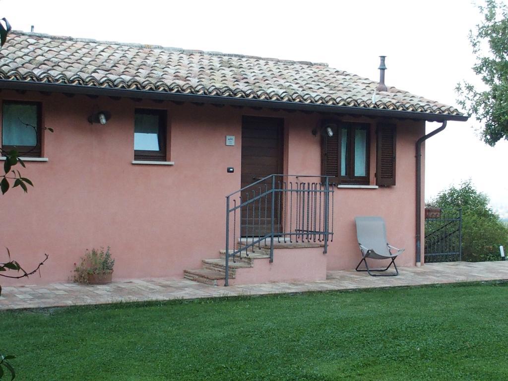 Country House Poggio Fiorito Asís Exterior foto