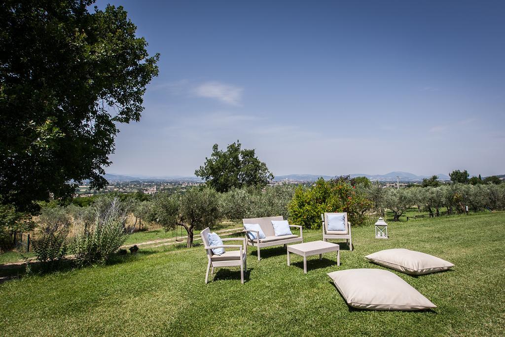 Country House Poggio Fiorito Asís Exterior foto