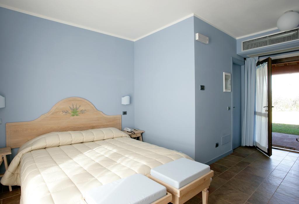 Country House Poggio Fiorito Asís Habitación foto